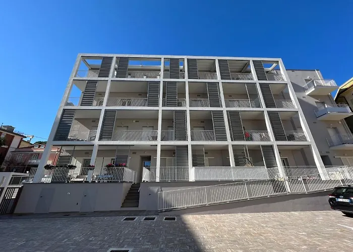 Nuovo Bilocale In Centro Con Terrazzo E Posto Auto Appartamento
