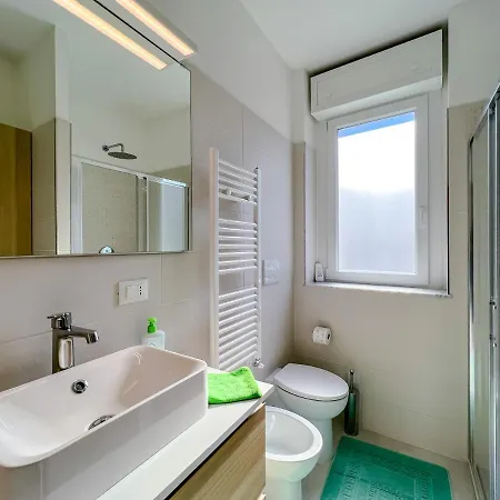 Nuovo Bilocale In Centro Con Terrazzo E Posto Auto Apartment